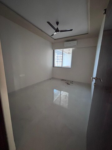 Bedroom in 4 BHK Apartment at Kharghar Sector 19 – for Rent