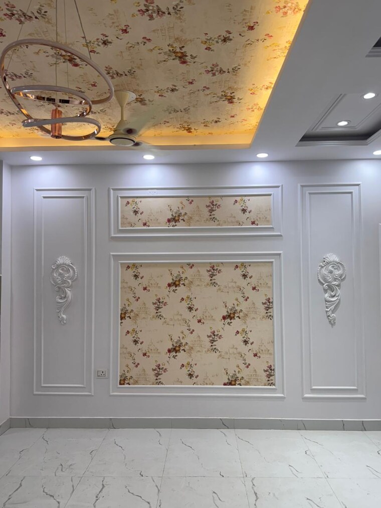 Room, vipin garden 3 Bedroom 130 Sq.Yd. Builder Floor In Vipin Garden Delhi 9625070