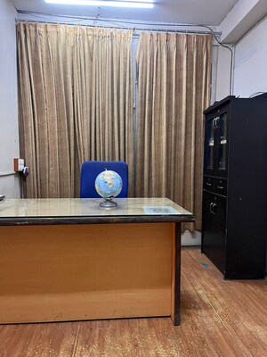   Office Space at Mayur Vihar Phase 1 – for Rent