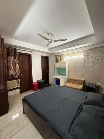 Bedroom in 2 BHK Builder Floor at Kailash Hills – for Rent
