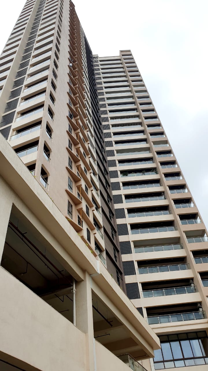 1 BHK Apartment For Sale in Dosti Oro 67