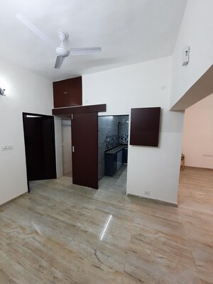 Room in 3 BHK Builder Floor at East Of Kailash – for Rent