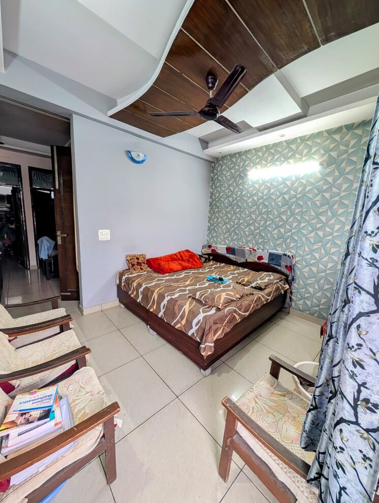 Bedroom, guru-nanak-enclave 3 Bedroom 1000 Sq.Ft. Builder Floor In Dhakoli Zirakpur 9625095