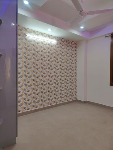 Bedroom in 3 BHK Apartment at Palam Colony – for Rent