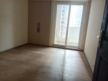 Room in 3 BHK Apartment at The 3C Lotus Panache, Sector 110 – for Rent