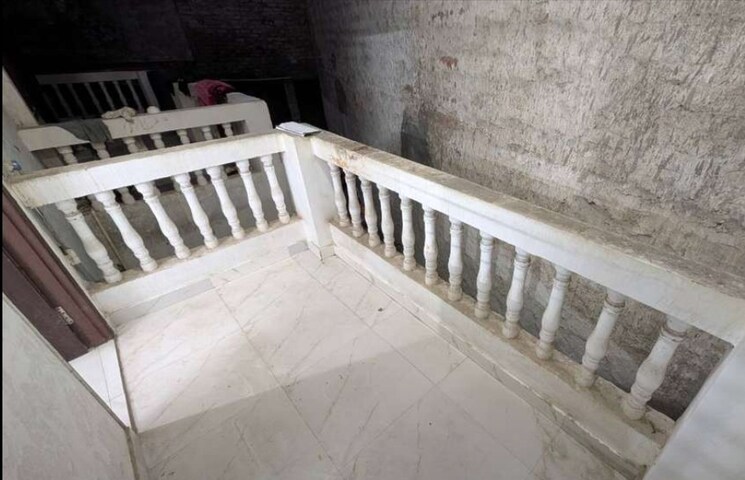 Balcony, gomti nagar 3 Bedroom 1650 Sq.Ft. Apartment In Gomti Nagar Lucknow 9625118