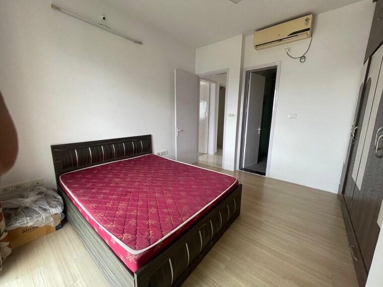 Bedroom, sheth-vasant-lawns 3 Bedroom 1500 Sq.Ft. Apartment In Laxmi Nagar Thane 9625112