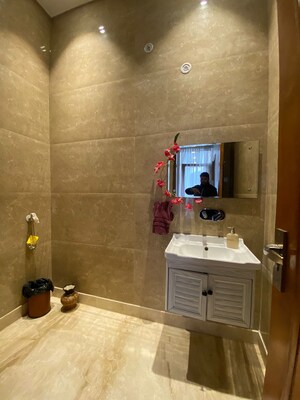 Bathroom in 6+ BHK Independent House at ACL Apartment, Vasant Kunj – for Rent