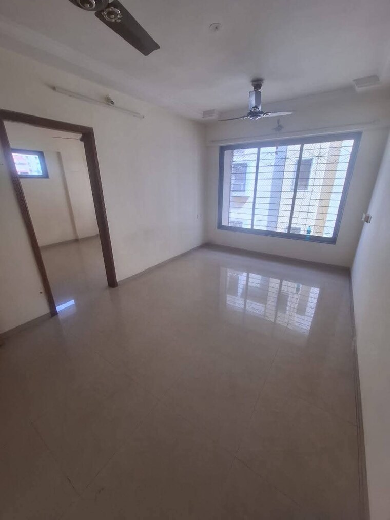 Room, azad nagar 2 Bedroom 700 Sq.Ft. Apartment In Azad Nagar Mumbai 9625126
