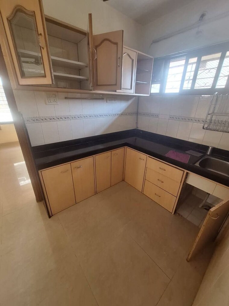 Kitchen, azad nagar 2 Bedroom 700 Sq.Ft. Apartment In Azad Nagar Mumbai 9625126