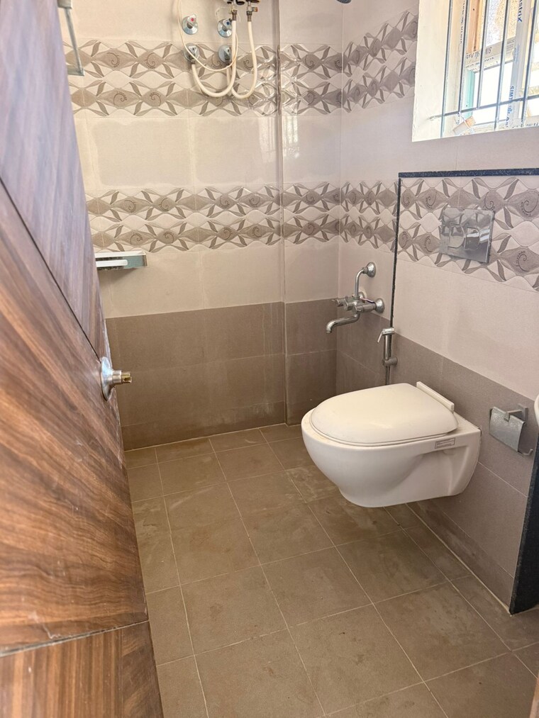 Bathroom, byrathi 2 Bedroom 1100 Sq.Ft. Apartment In Byrathi Bangalore 9625122