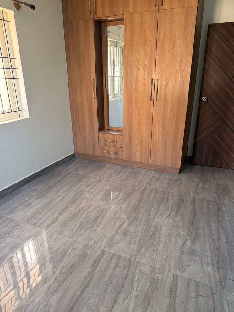 Room, byrathi 2 Bedroom 1100 Sq.Ft. Apartment In Byrathi Bangalore 9625122