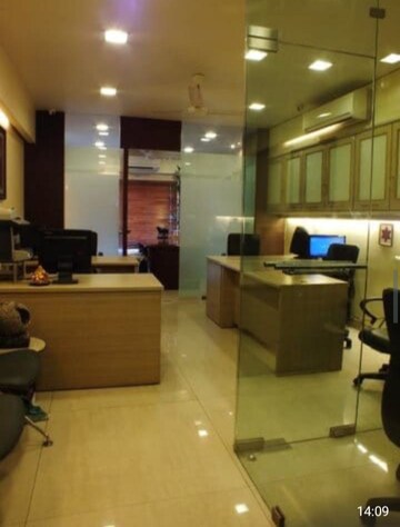 Team Area in  Office Space at Kukreja Center, Cbd Belapur Sector 11 – for Rent