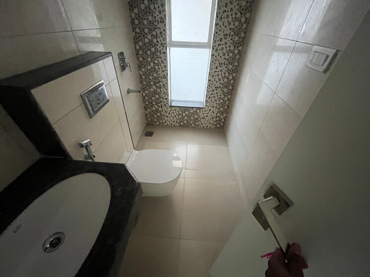 Bathroom, godrej-park-ridge 2 Bedroom 526 Sq.Ft. Apartment In Manjari Pune 9625127