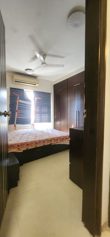 Bedroom in 2.5 BHK Apartment at Dosti Vihar, Samata Nagar – for Rent