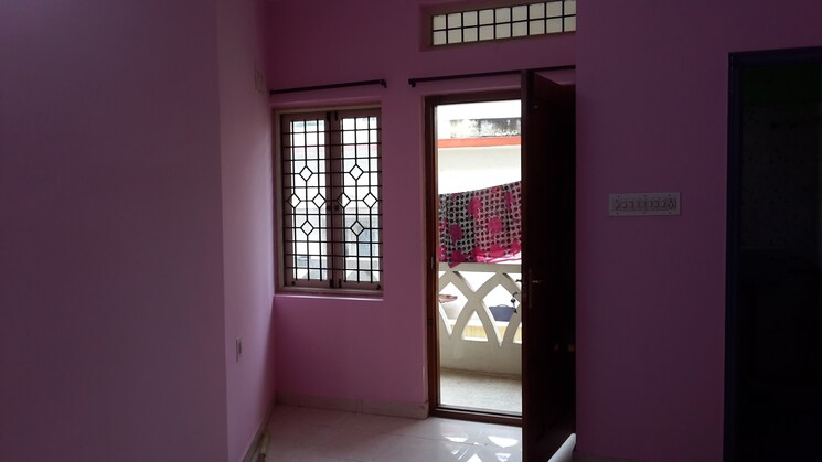 Room, rt nagar 1 Bedroom 678 Sq.Ft. Independent House In Rt Nagar Bangalore 9625164