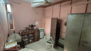 Room in 3 BHK Apartment at Saket – for Rent