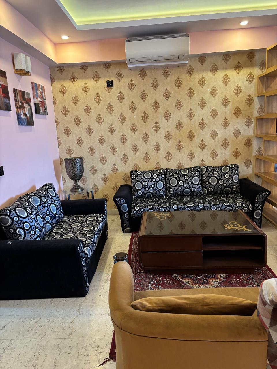 3.5 BHK + Pooja Room Apartment For Sale in Unitech Uniworld Gardens