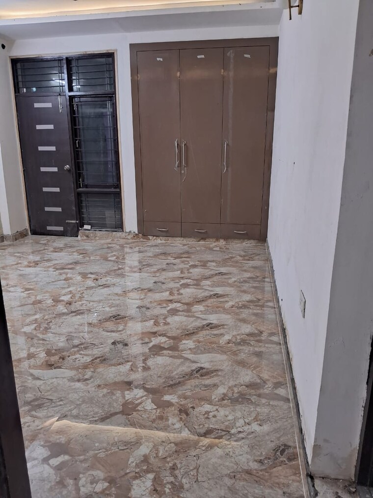 Room, omega-green-park 3 Bedroom 1580 Sq.Ft. Apartment In Faizabad Road Lucknow 9625225