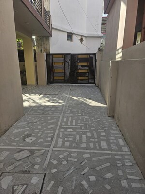  Pg – Exterior View View at Karanpur - for Rent