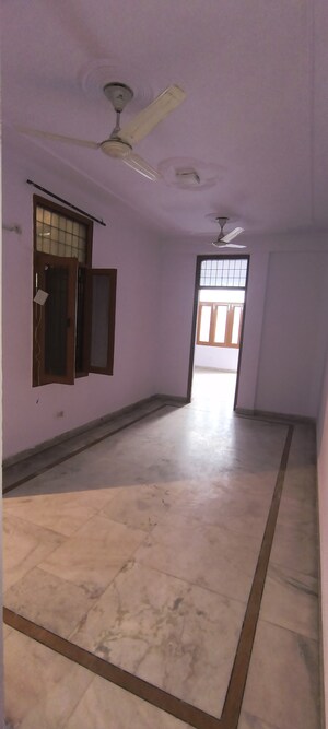 Room in 2 BHK Builder Floor at Panchsheel Vihar – for Rent