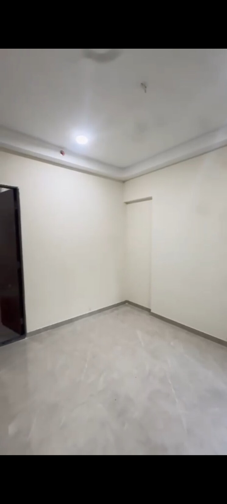 Room, ghatkopar east 1 Bedroom 409 Sq.Ft. Apartment In Ghatkopar East Mumbai 9625274
