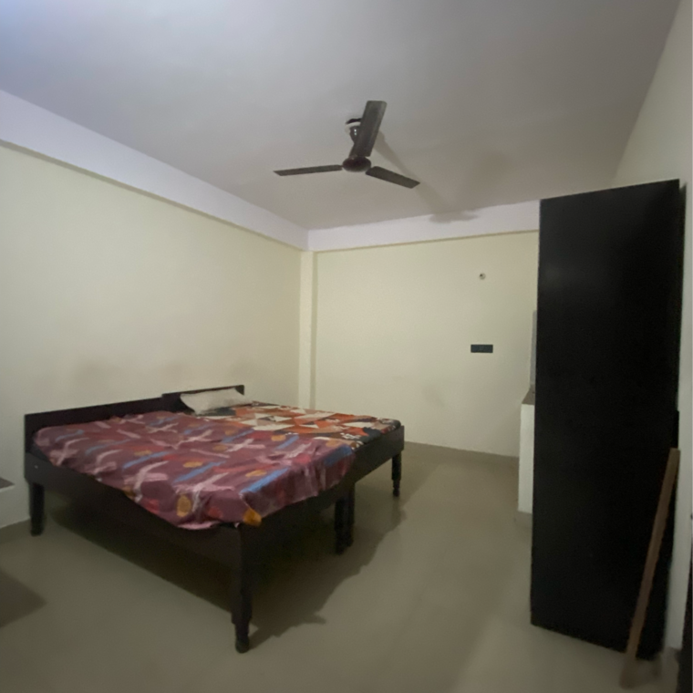 Bedroom, sector 135 Pg For Boys & Girls In Sector 135 9625280