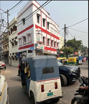  Office Space For Rent in Hazratganj