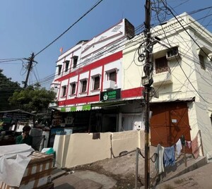  Office Space – Exterior View View at Hazratganj - for Rent