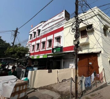  Office Space – Exterior View View at Hazratganj - for Rent