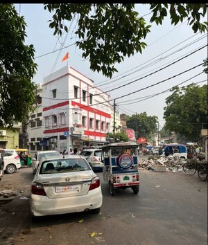  Office Space – Exterior View View at Hazratganj - for Rent