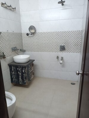 Attached Bathroom in 3 BHK Builder Floor at Ramprastha Colony – for Rent