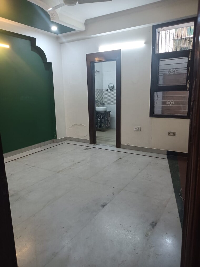 Bedroom, ramprastha colony 3 Bedroom 2000 Sq.Ft. Builder Floor In Ramprastha Colony Ghaziabad 9625311