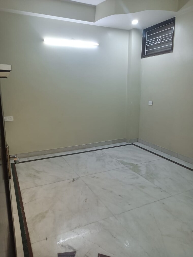 Bedroom, ramprastha colony 3 Bedroom 2000 Sq.Ft. Builder Floor In Ramprastha Colony Ghaziabad 9625311