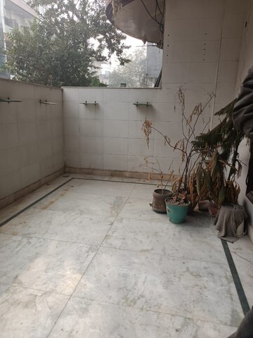 Balcony in 3 BHK Builder Floor at Ramprastha Colony – for Rent