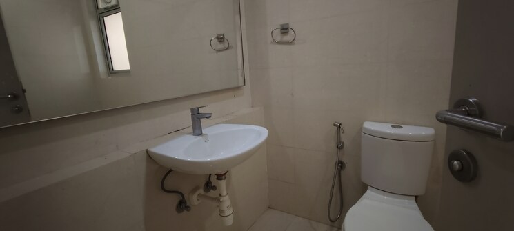 Bathroom, hiranandani-fortune-city 3 Bedroom 1167 Sq.Ft. Apartment In New Panvel Navi Mumbai 9625318