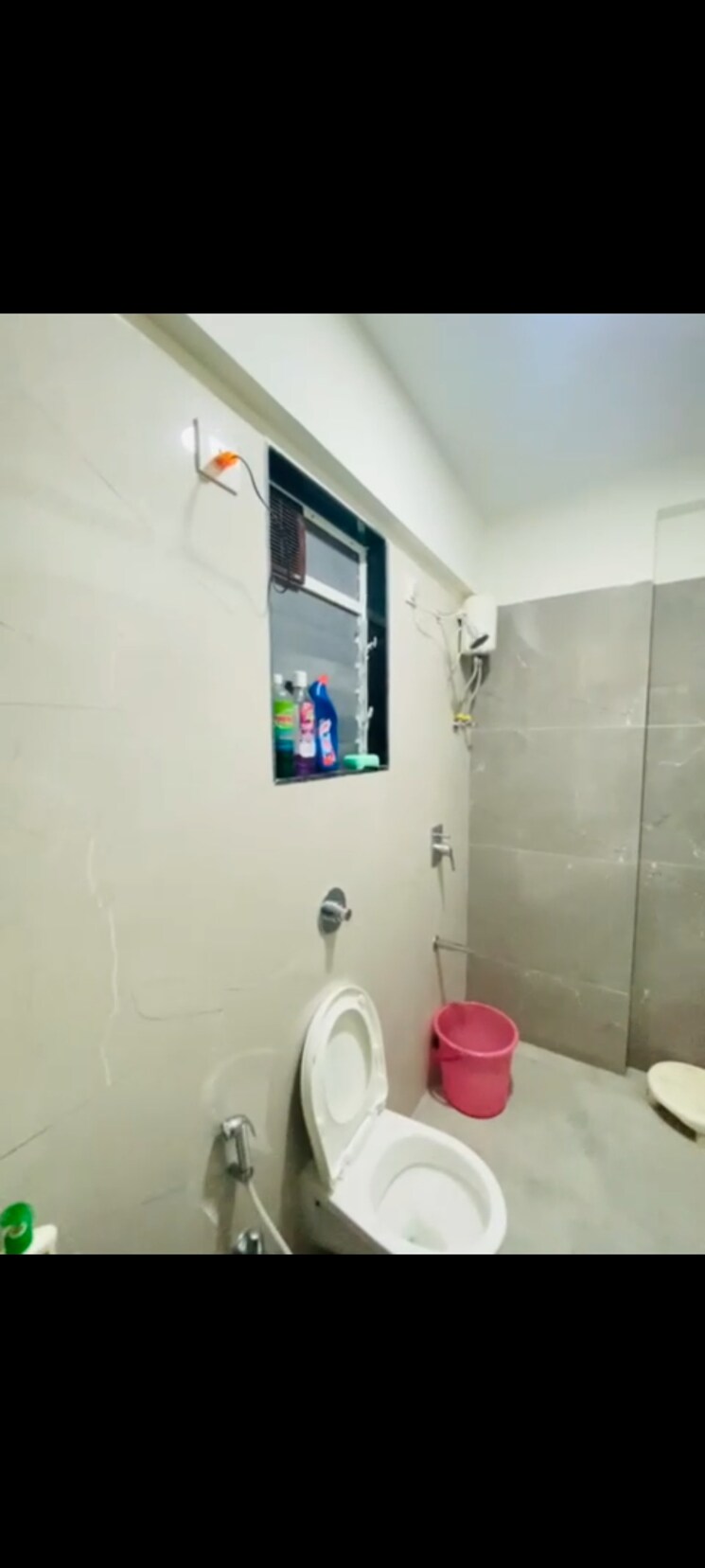 Attached Bathroom, goregaon-west-view-chs 2 Bedroom 950 Sq.Ft. Apartment In Goregaon West Mumbai 9625331