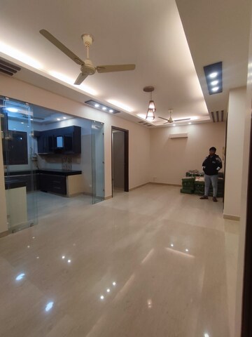 Room in 3 BHK Builder Floor at Shivalik Colony – for Rent