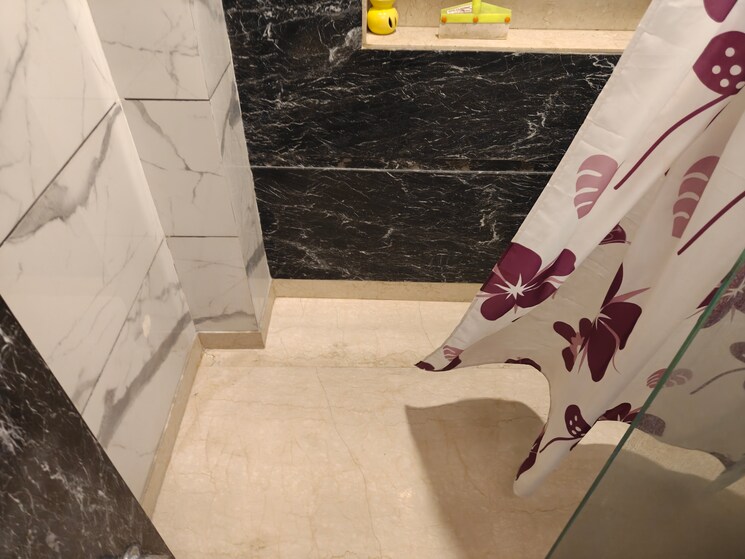 Other, gujranwala town 4 Bedroom 3600 Sq.Ft. Builder Floor In Gujranwala Town Delhi 9625355