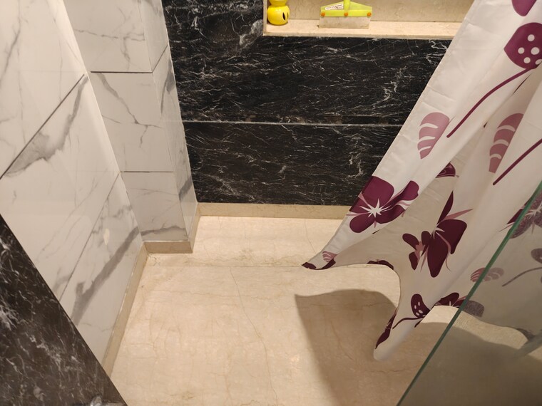 Other, gujranwala town 4 Bedroom 3600 Sq.Ft. Builder Floor In Gujranwala Town Delhi 9625355