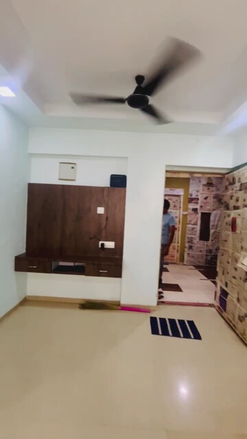 Room in 1 BHK Apartment at Vihang Valley Phase1, Kasarvadavali – for Rent