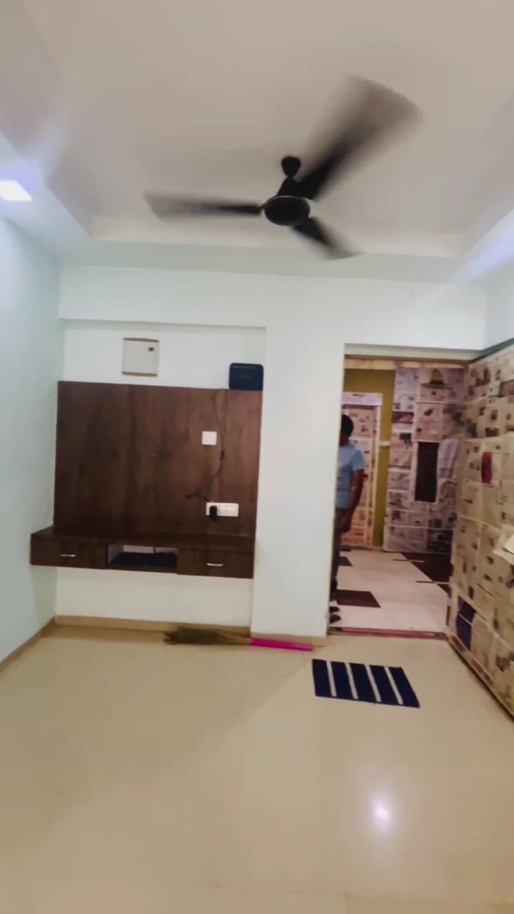 Room, vihang-valley-phase1 1 Bedroom 513 Sq.Ft. Apartment In Kasarvadavali Thane 9625361