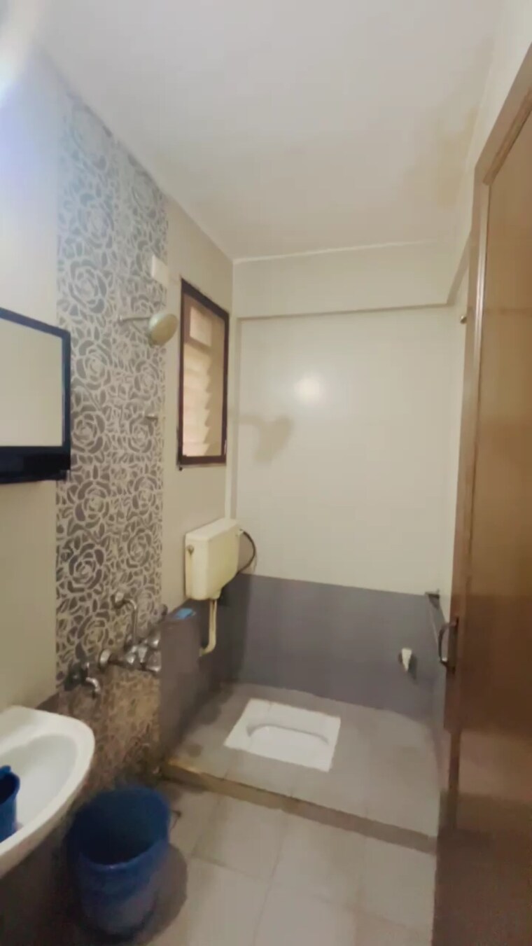 Attached Bathroom, vihang-valley-phase1 1 Bedroom 513 Sq.Ft. Apartment In Kasarvadavali Thane 9625361