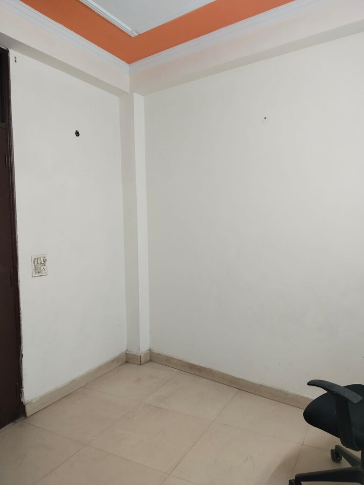 Room, khirki extension 2 Bedroom 800 Sq.Ft. Apartment In Khirki Extension Delhi 9625360