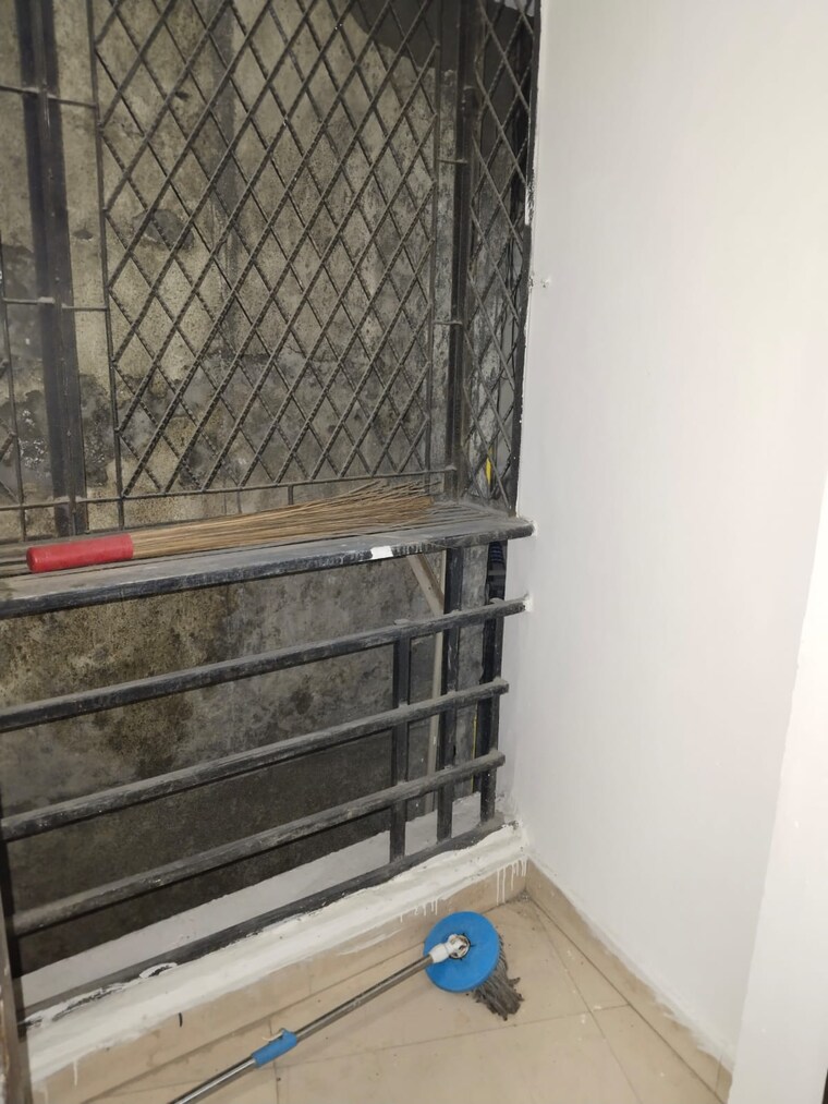 Balcony, khirki extension 2 Bedroom 800 Sq.Ft. Apartment In Khirki Extension Delhi 9625360