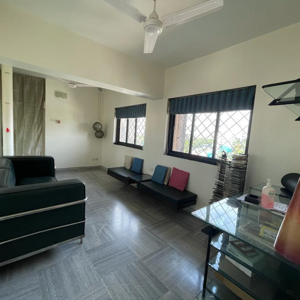 2 BHK Apartment For Sale in Vakola Santacruz East