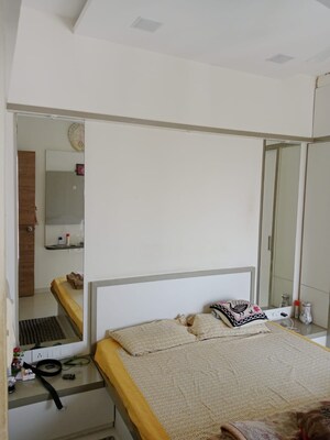 Room in 3 BHK Apartment at Pebbles I, Bavdhan – for Rent