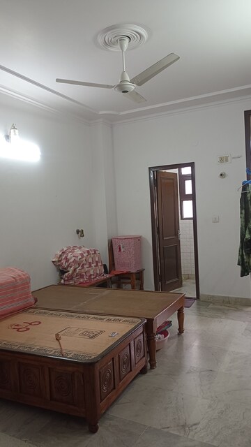 Bedroom in 3 BHK Builder Floor at New Rajinder Nagar – for Sale