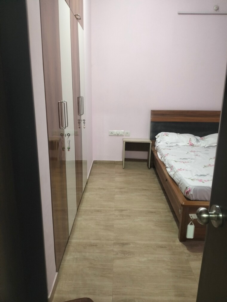 Room, lodha-casa-royale 1.5 Bedroom 566 Sq.Ft. Apartment In Balkum Pada Thane 9625394