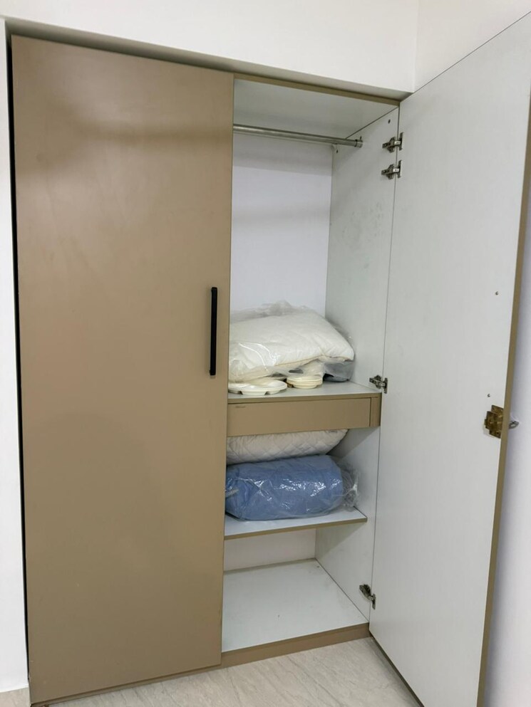 Room, lodha-crown-quality-homes 2 Bedroom 497 Sq.Ft. Apartment In Majiwada Thane 9625401